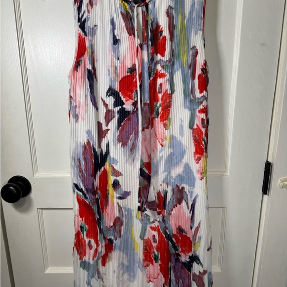 Dkny Dresses & Skirts - Floral Pleated Sleeveless Midi Dress - White with Red & Pink Floral